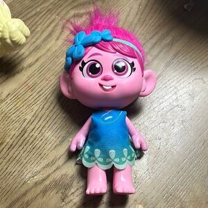 Hasbro poppy , trolls Doll